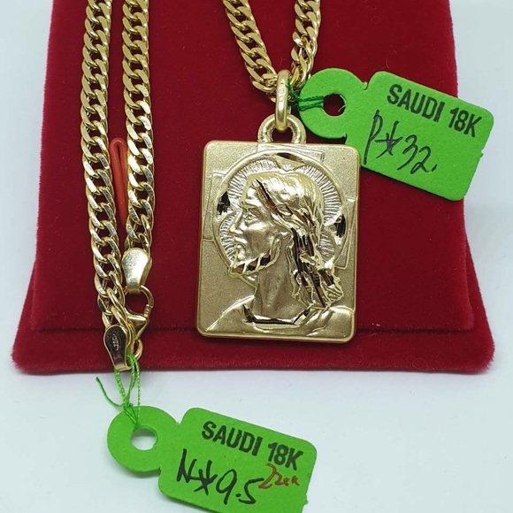 18k Solid Yellow Gold Necklace and Pendant - Picture 3 of 6